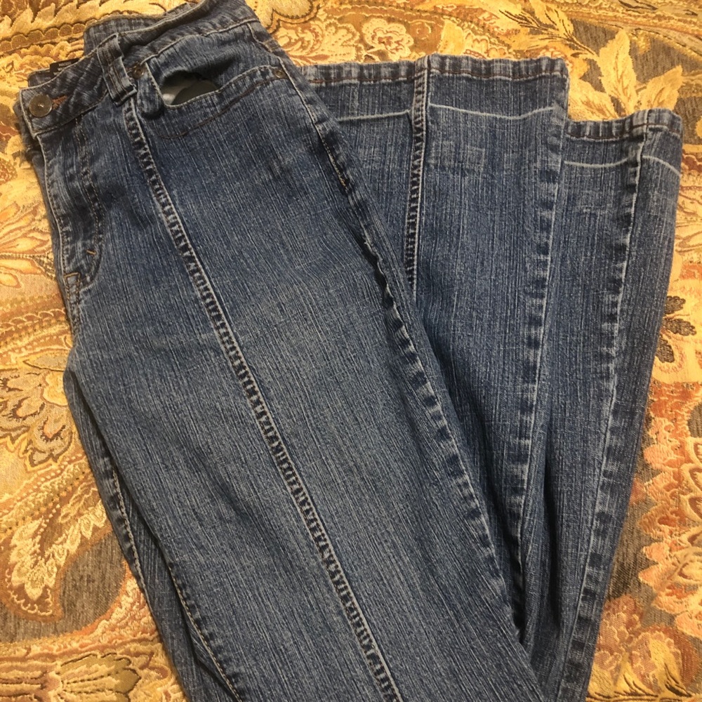 Kikit Embroidered Jeans
